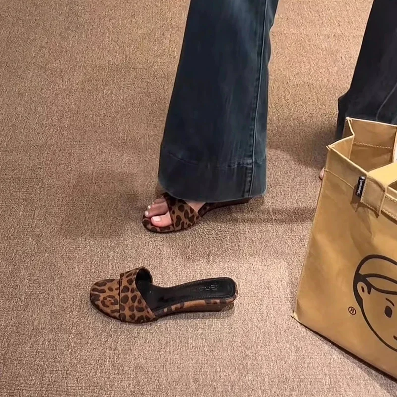 شباشب French Plaza رائعة بكعب عالٍ للنساء صيفية جديدة صنادل مريحة عصرية تصميم فاخر أحذية نسائية #2