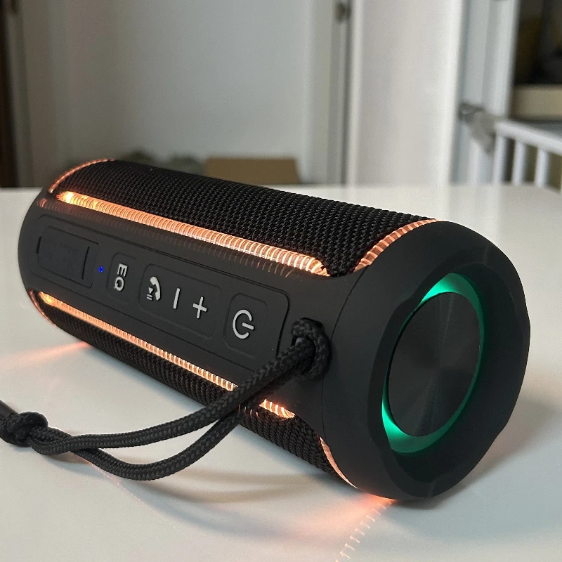 Wireless bluetooth speaker, overweight subwoofer, outdoor U disk, waterproof plug-in card, stereo computer stereo, portable
