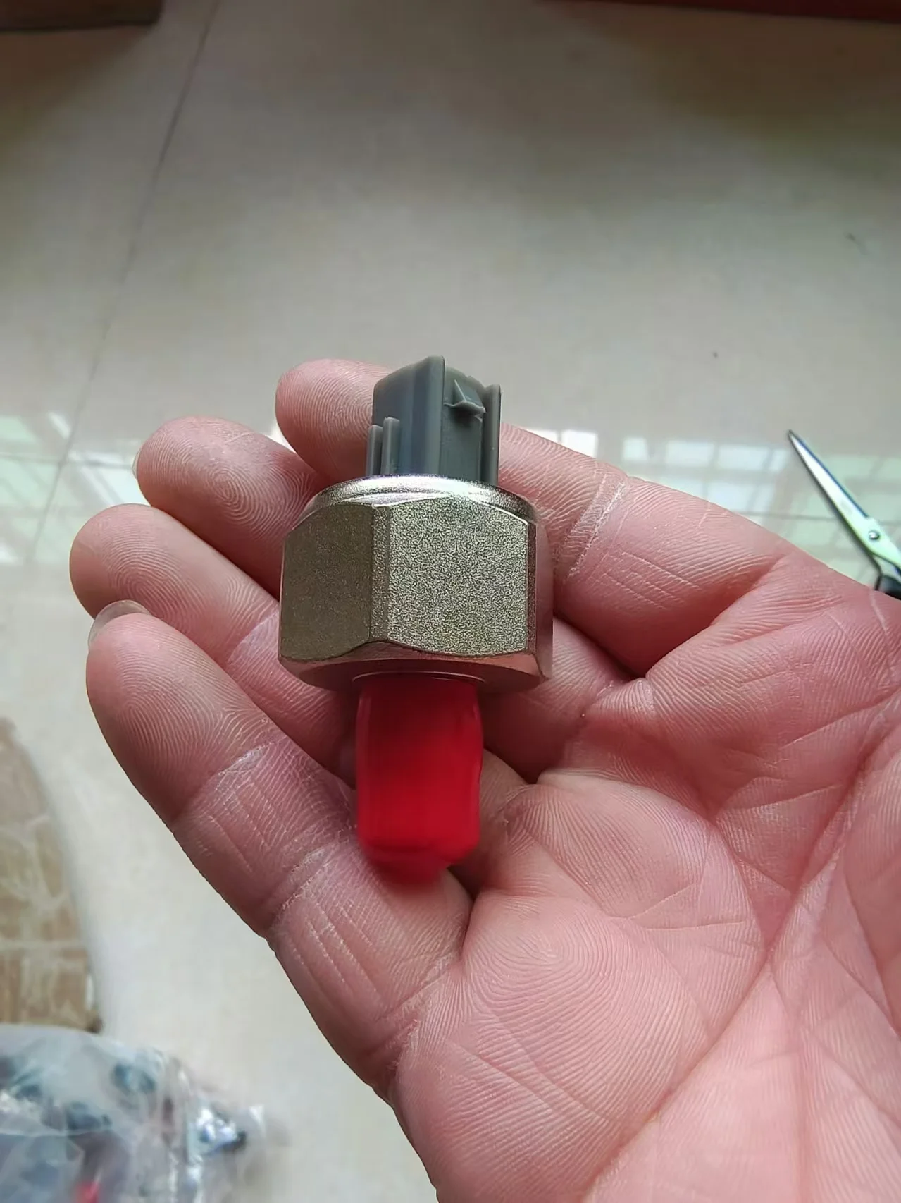 

1шт 89615-22040 8961522040 Датчик детонации (детонации) для Toyota-4Runner Celica Paseo Pickup Supra Tercel Corolla