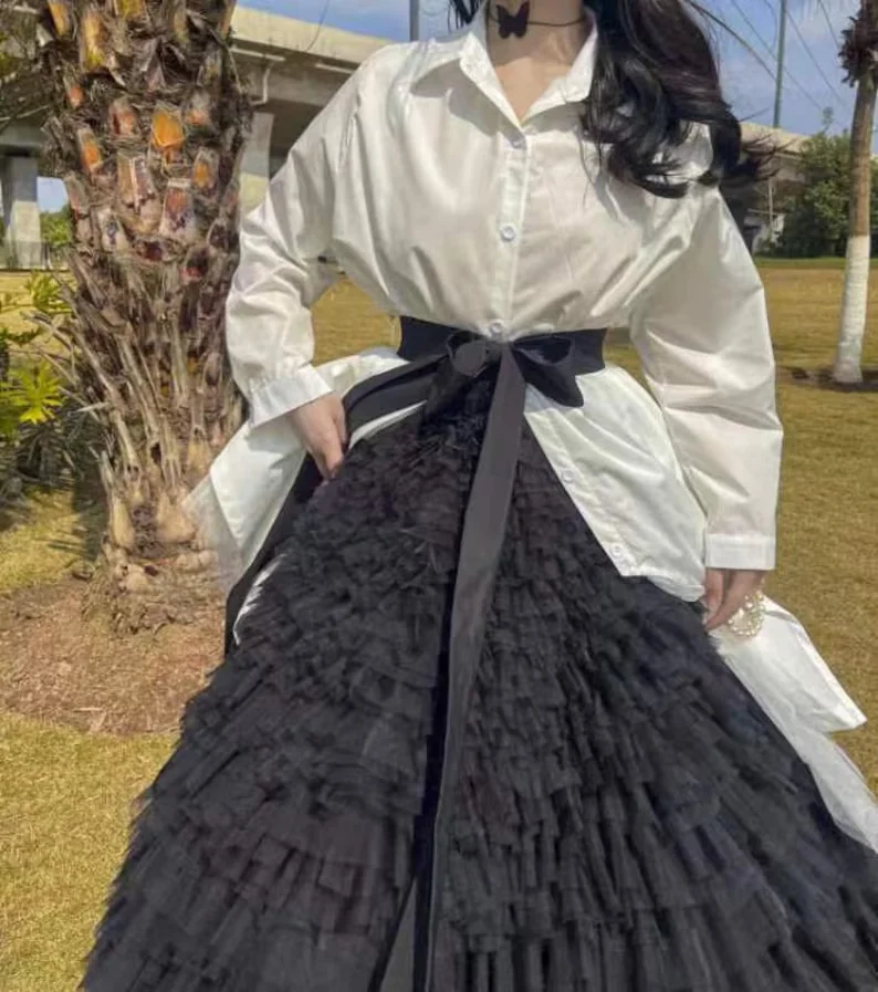 العصرية المتدرج التنانير السوداء تنورة طويلة منتفخة ماكسي الطبقات كامل طول مرونة الخصر متعدد الطبقات تنورة الكبار مع حزام القوس