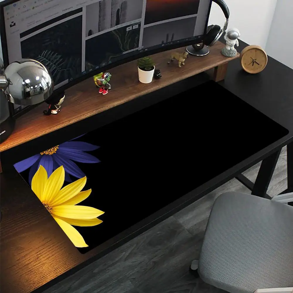 

Blue and yellow flowers bloom Mouse Pad Oversized lock edge mouse pad for gaming computer keyboard and desk