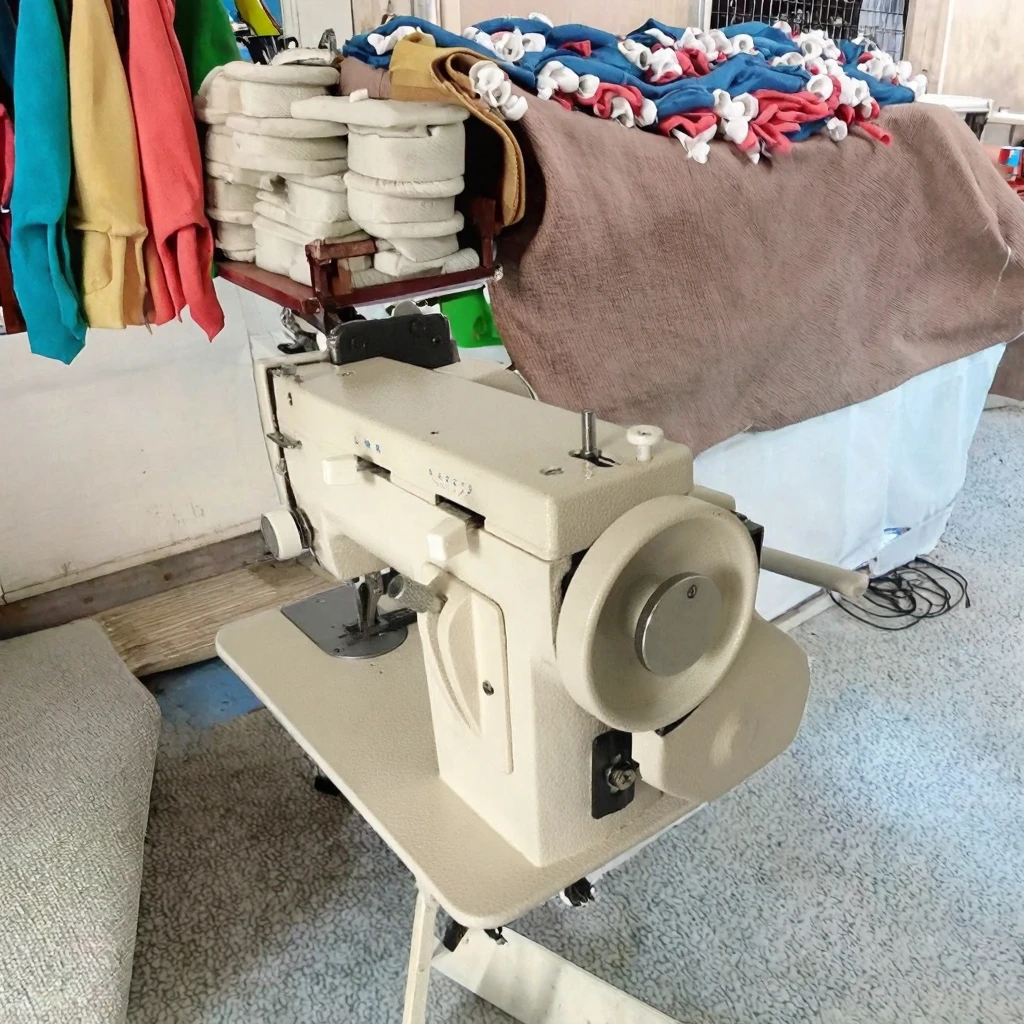 ماكينة خياطة شديدة التحمل 2025 - غرزة مستقيمة متعرجة مقاس 7 بوصات، مادة حديد جديدة، قدم مشي مسطحة