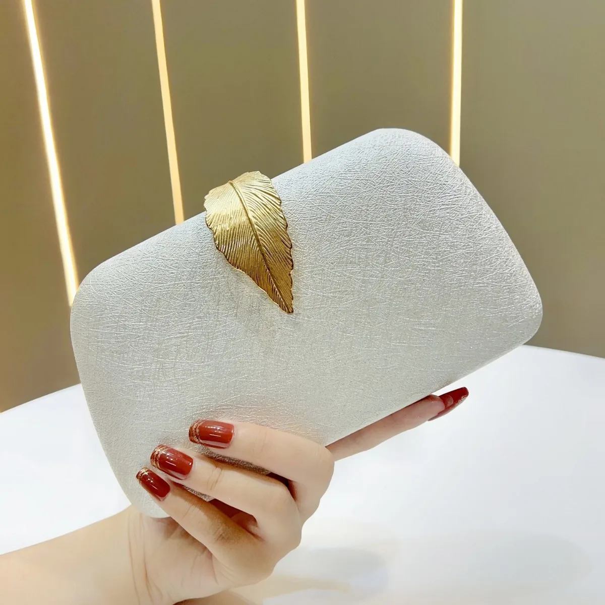 

Новая бархатная вечерняя сумочка, элегантная и изысканная сумка, высококачественная сумка для платья ципао.