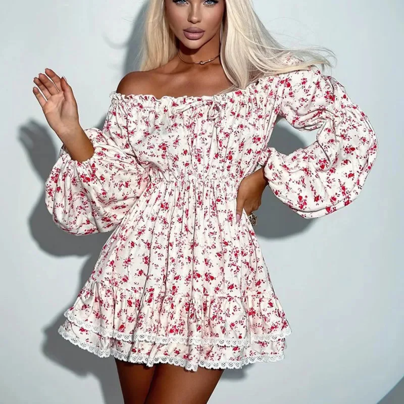 Abito sexy con maniche a sbuffo e spalle scoperte Abito bustier smock aderente con gonna a trapezio con pannello in pizzo a vita alta con stampa di moda