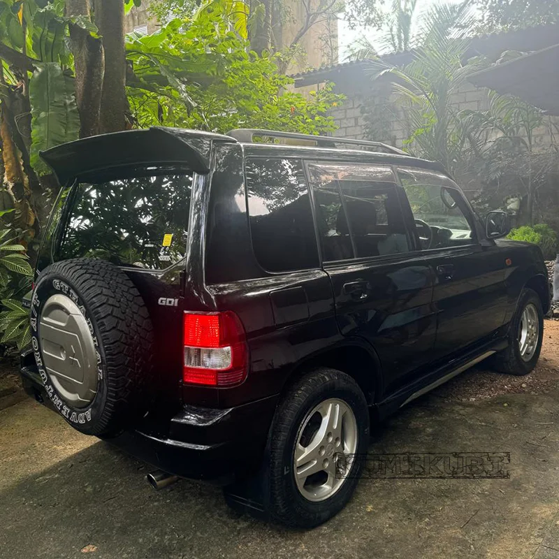 For Mitsubishi Pajero IO 1996-2004 High Quality ABS Material Rear Wing Roof Spoiler Glossy Black Or White