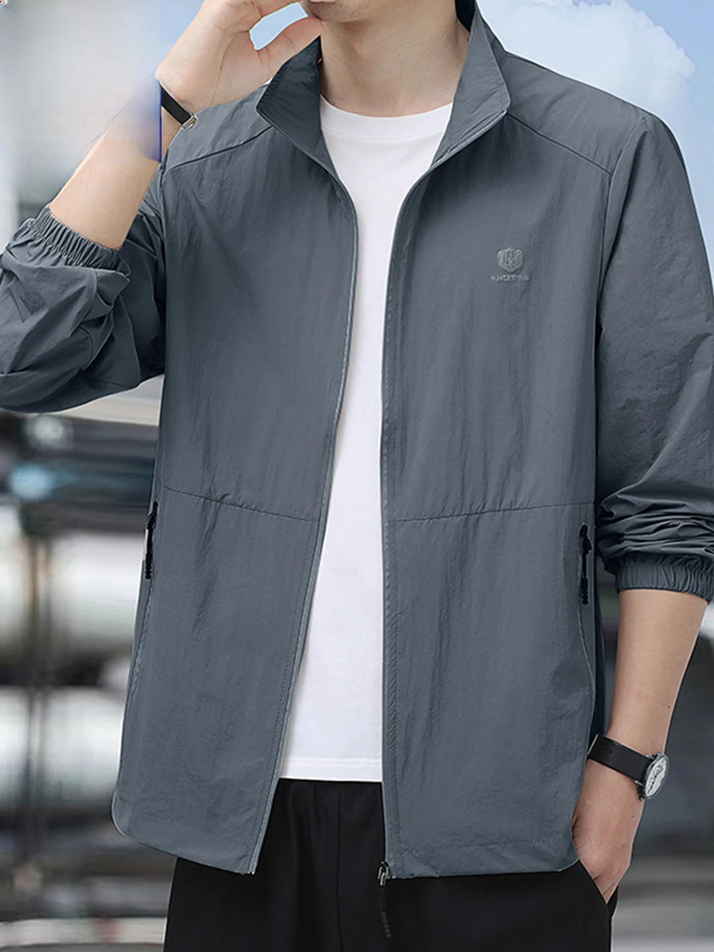 

Мужская летняя куртка из ледяного шелка с защитой от солнца, новинка 2026 года, повседневная, с воротником-стойкой, на молнии, из нейлонового волокна