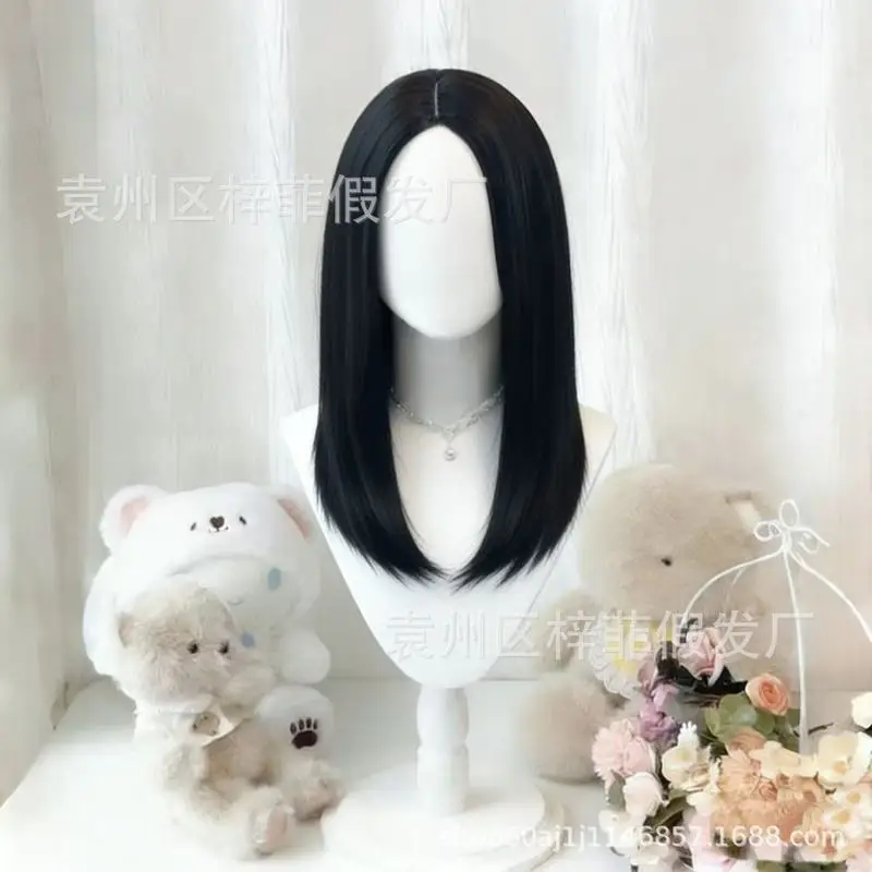 European and American style black middle-parted daily-use wig