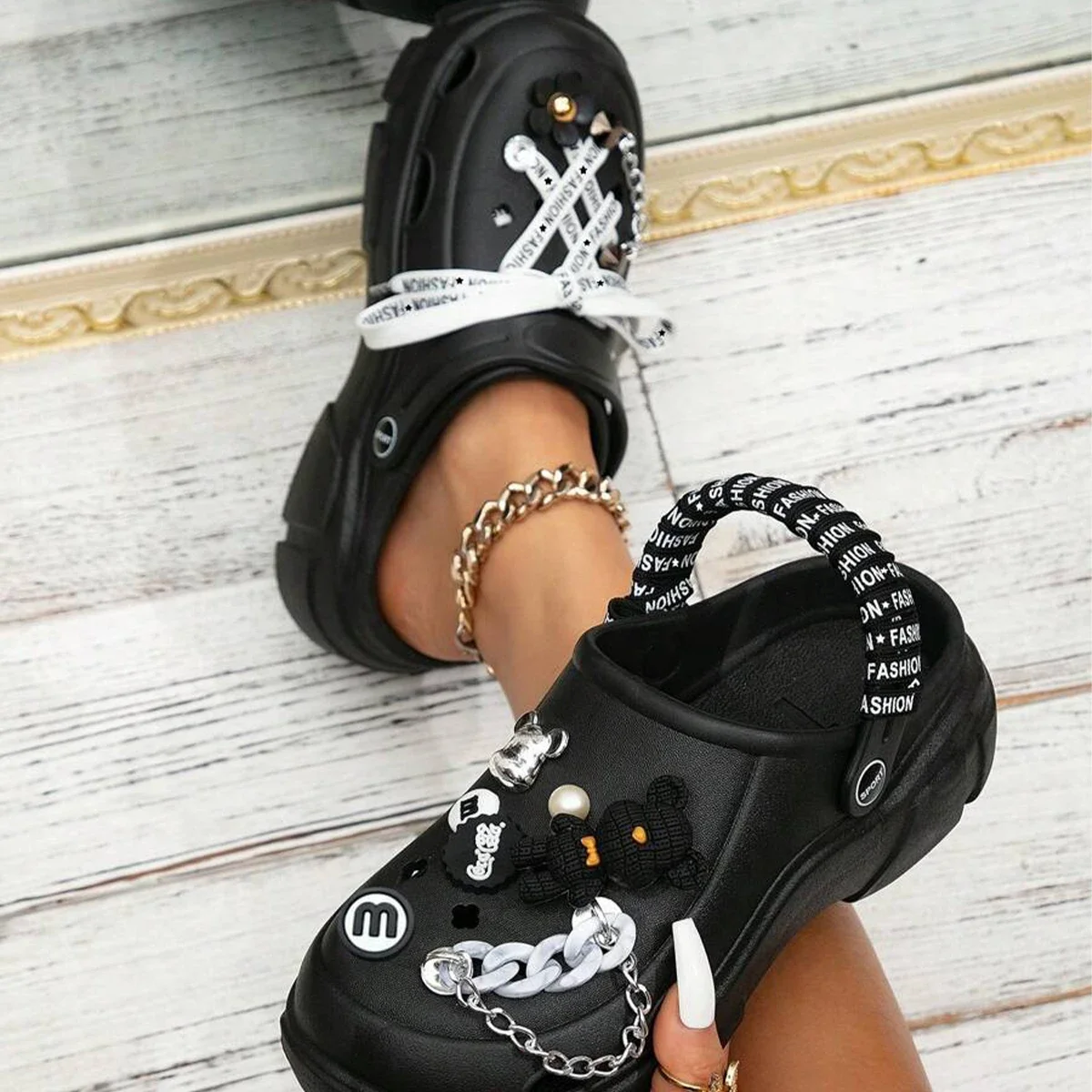 Diy Removable Chain Shoe Laces Decorative Buckle Cartoon Diamond Bear Women\'s Cute Versatile Thick-Soled Sandals