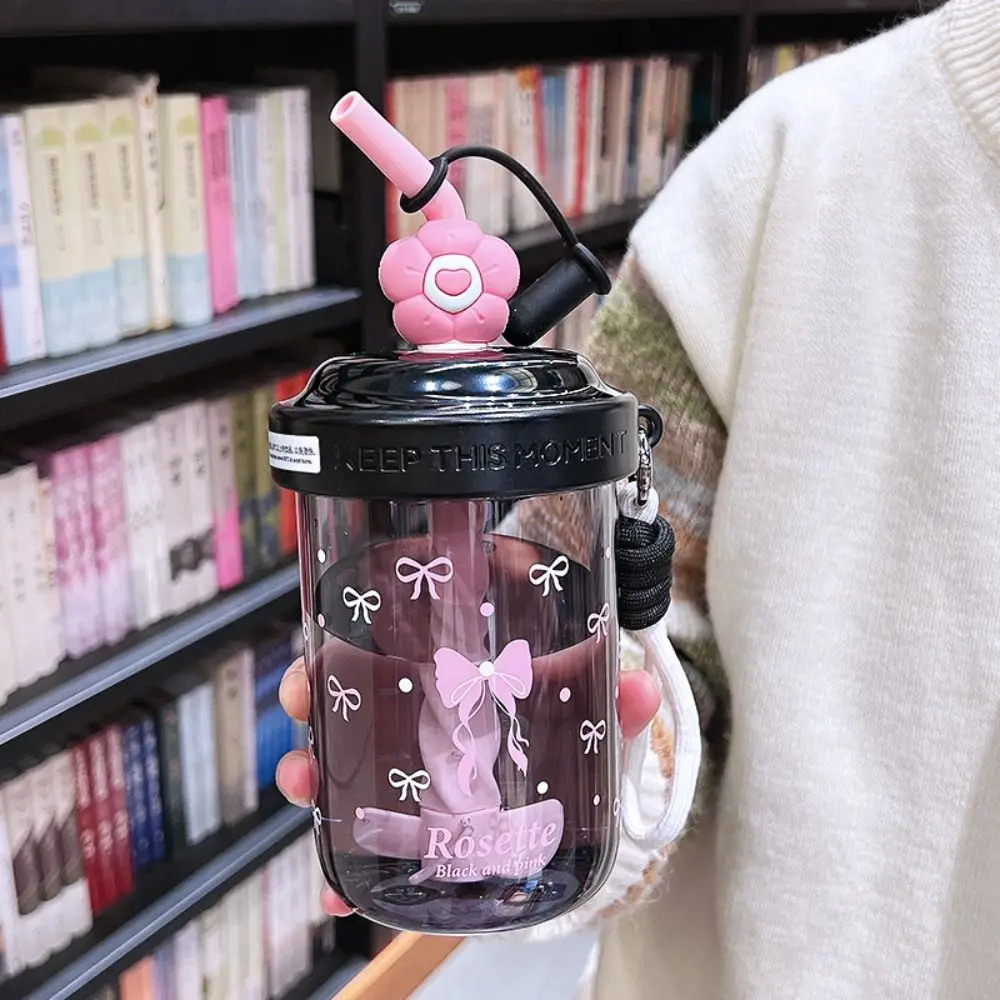 Drinkware Dust Cap Water Bottle High-capacity Heat-resistant Drinking Cup Cartoon Handheld Straw Bottle Student