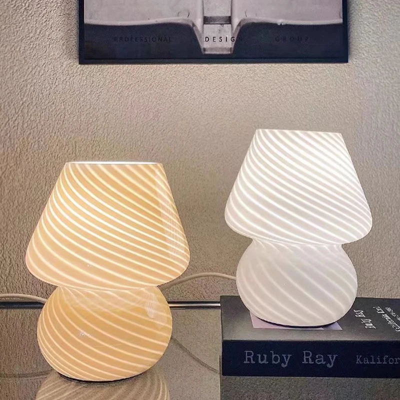 Lampu Meja Jamur Kaca LED Modern Bossen dengan Colokan USB untuk Berkemah, Meja Kerja, dan Dekorasi Rumah Lainnya, Sempurna untuk Hari Ibu!