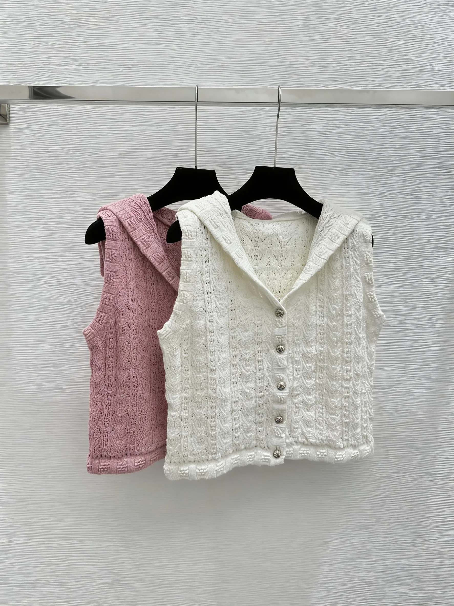 

High-Quality Casual Fashionable Comfortable Sleeveless Women's Knitwear Quality Relax Style Trendy Soft Material Top