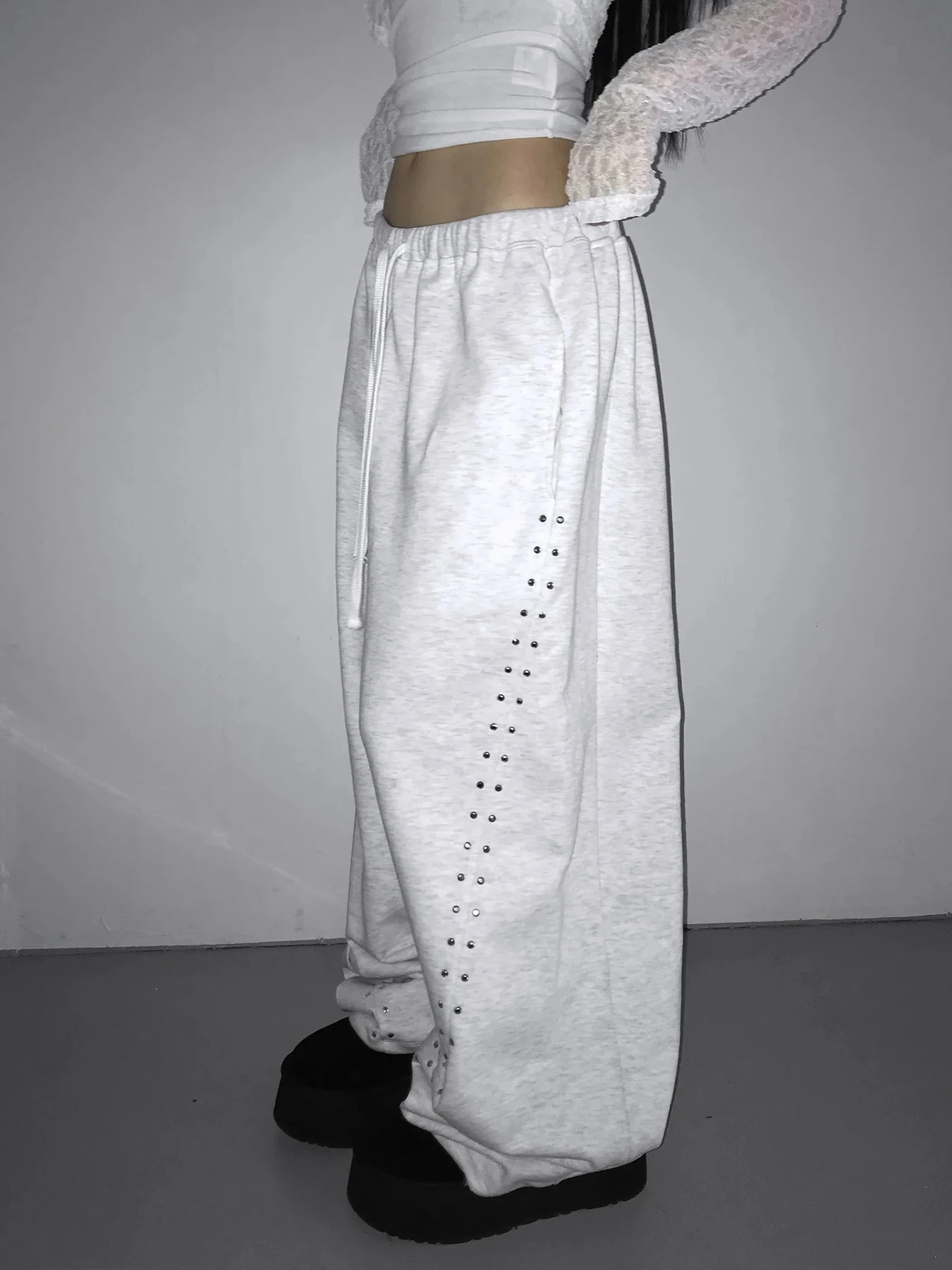 Herbst- und Winterhose mit Reisform-Diamant-Heißprägung, locker geschnitten, personalisierbar, gerades Bein, vielseitig einsetzbar für Sport und Freizeit – Detail 2