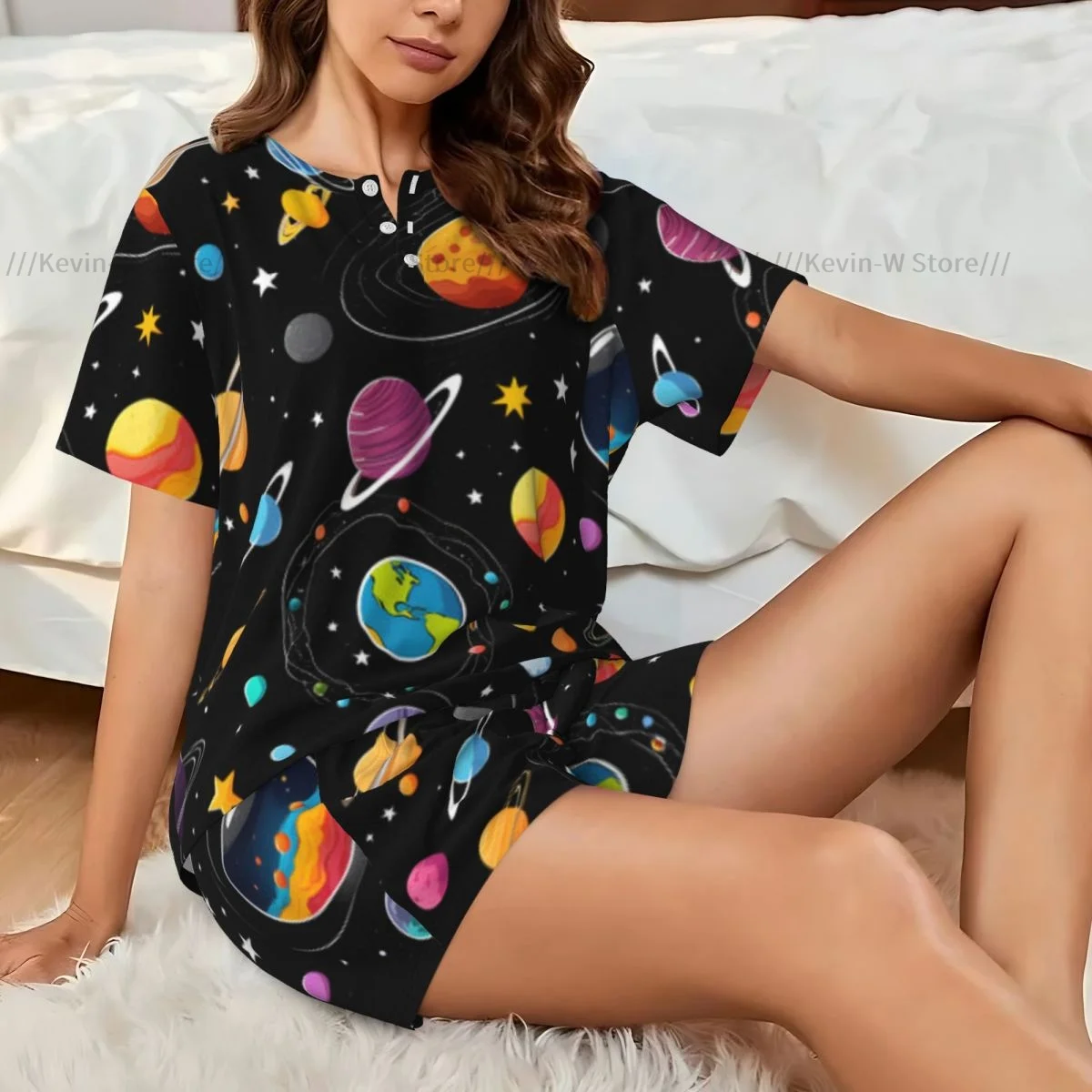 

Женский пижамный комплект, цветные глубокие космические планеты и галактики, летний женский костюм с короткими рукавами, домашняя одежда