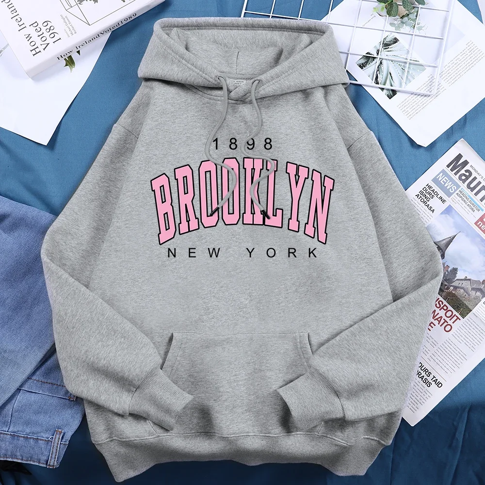 Unisex 1898 brooklyn New York women\'s hooded sweatshirt breathable and warm clothing fashion oversized loose fitting sportswear