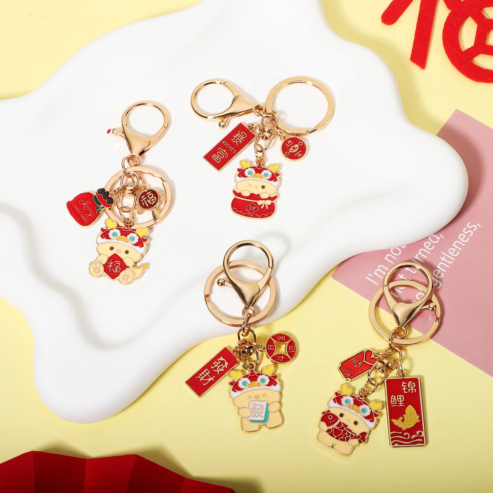 

4 шт., металлические брелки с драконом, подвеска для ключей, счастливый брелок, декоративный брелок для новогоднего брелок, милый брелок
