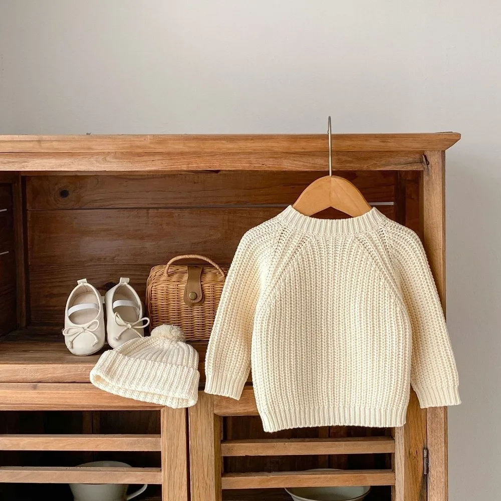 Simple Beige Color Cardigan Sweater Long Sleeved Solid Color Knitted Sweater Cardigan Jacket For