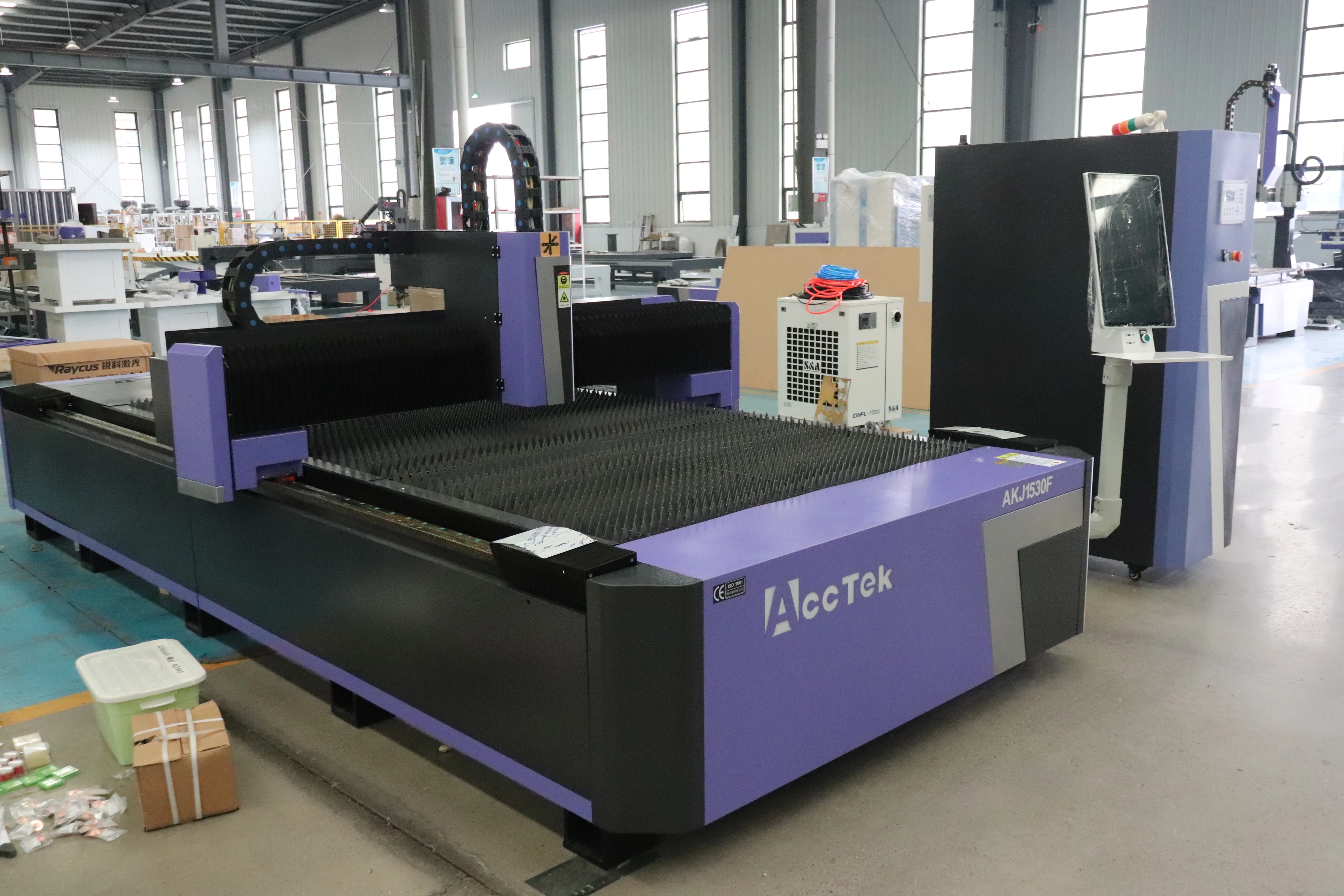 Fiber laser cutting machine 3000W 6000W MAX Raycus laser source metal sheet cutter USA price