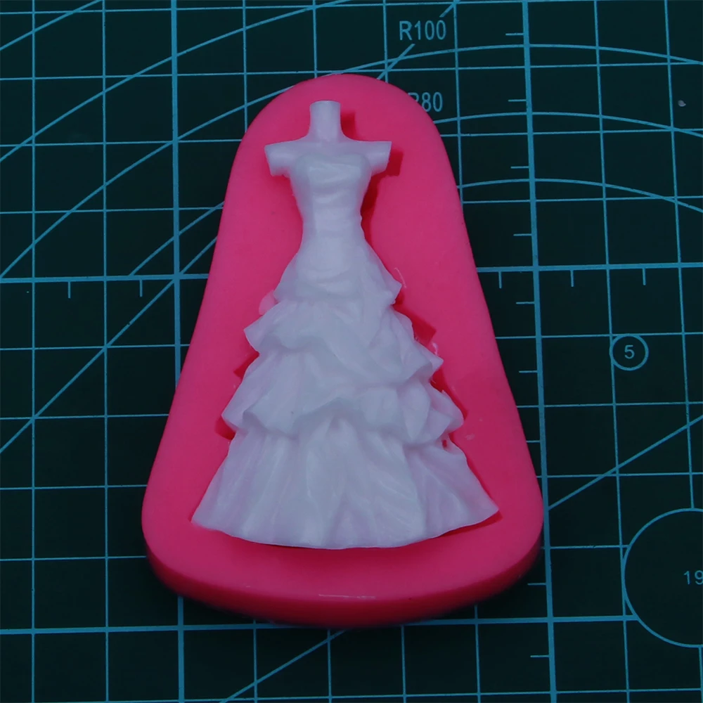 Beautiful bride wedding dress skirt silicone mould fondant cake decoration baking tools  F0690