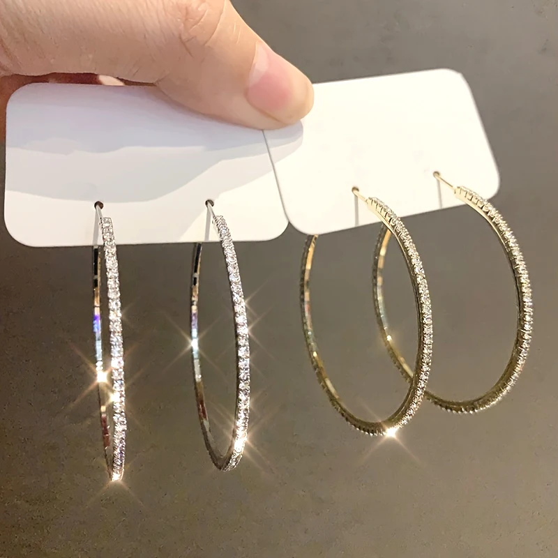 Juego de 2 pares de pendientes de círculo grande con diamantes exagerados, elegantes, versátiles, accesorios de moda para fiestas de niñas, 2024