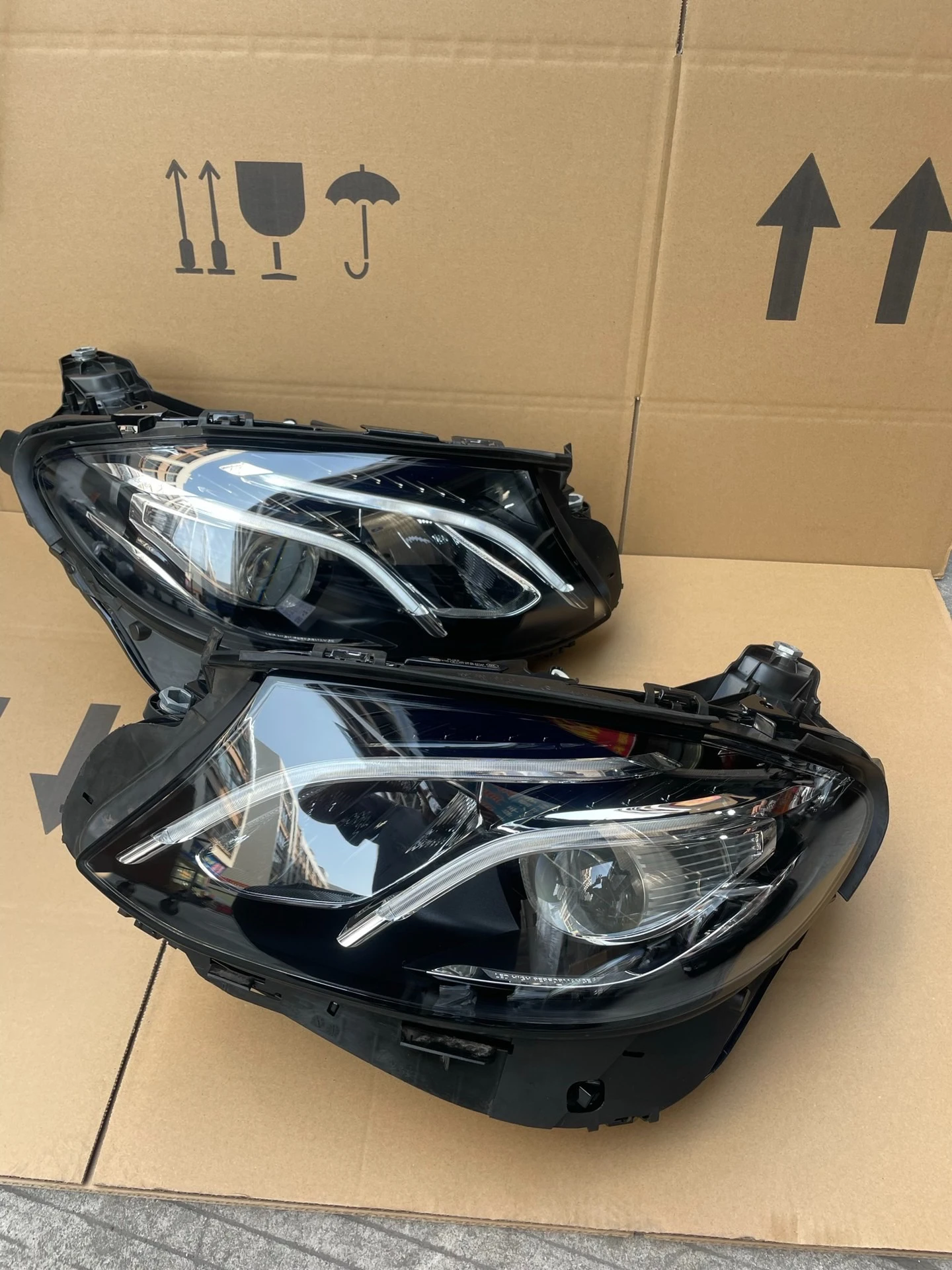

For Mercedes-Benz E Class E260 E300L Headlights W213 Headlight Assembly 2015-2019