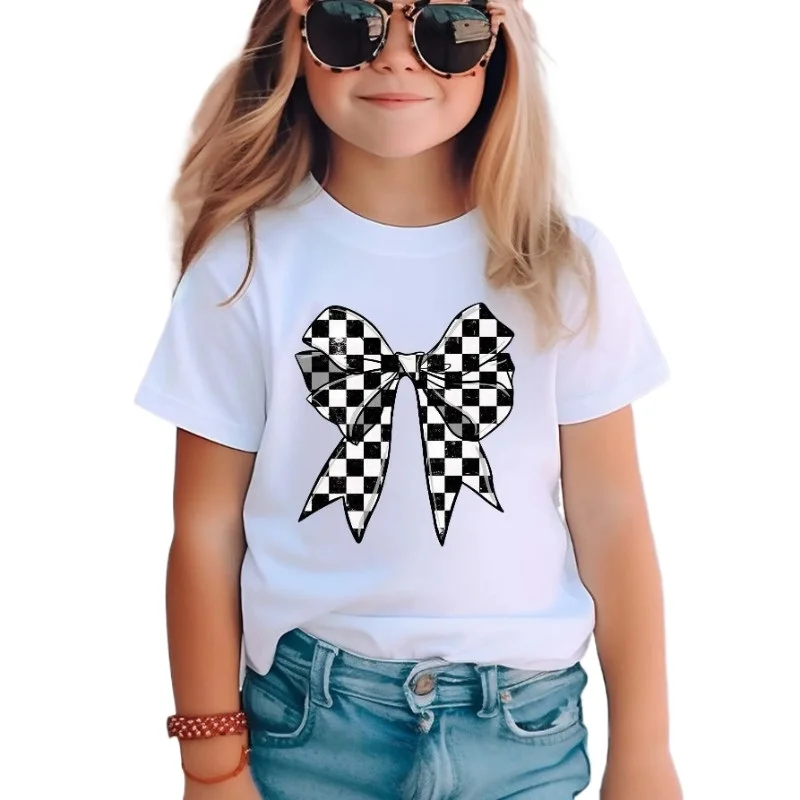 Cute girl's black and white checkerboard butterfly print T-shirt Fashionable and simple style suitable for summer