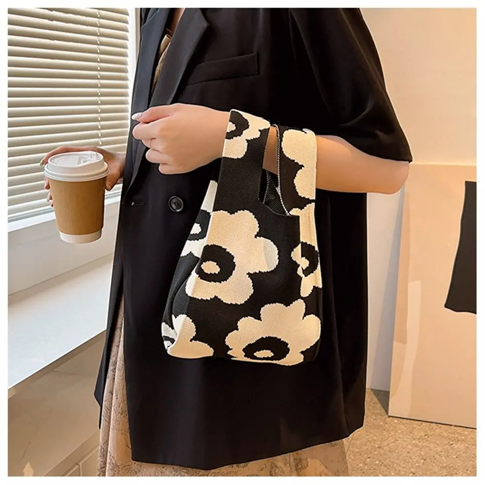 Handmade Knit Handbag Women Flower Knot Wrist Bag Casual Tote Bag Girls Reusable Shopping Bags