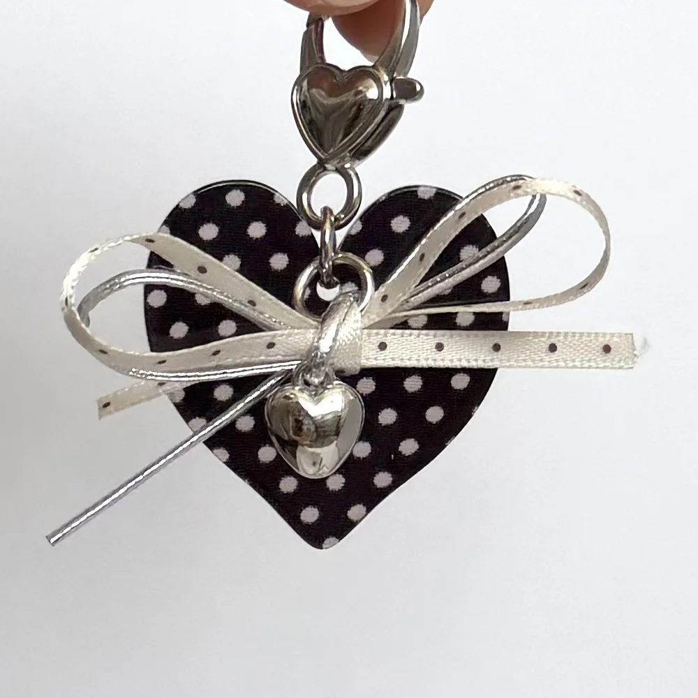 chaveiro-coreano-com-laco-de-coracao-e-bolinhas-pingente-fofo-e-doce-ornamento-simples-e-feminino-para-bolsa-mochila-e-acessorios-de-bolsa