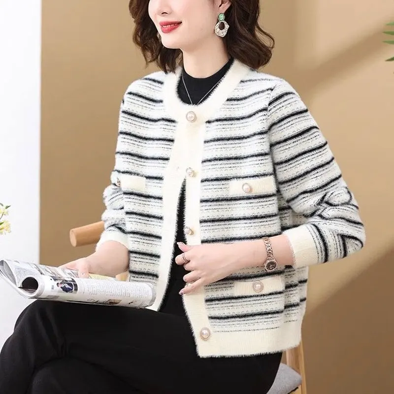 Stylish Striped Loose Knitted Sweaters Autumn Winter Vintage Long Sleeve Women's Clothing Basic Commute Single-breasted Cardigan