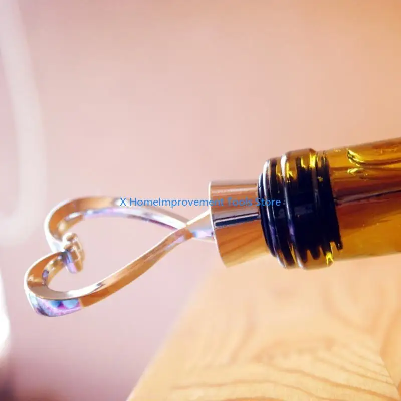 

Elegant Love Heart Shaped Twist Thread Sealed Wine Bottle Stopper For Bar 31KA