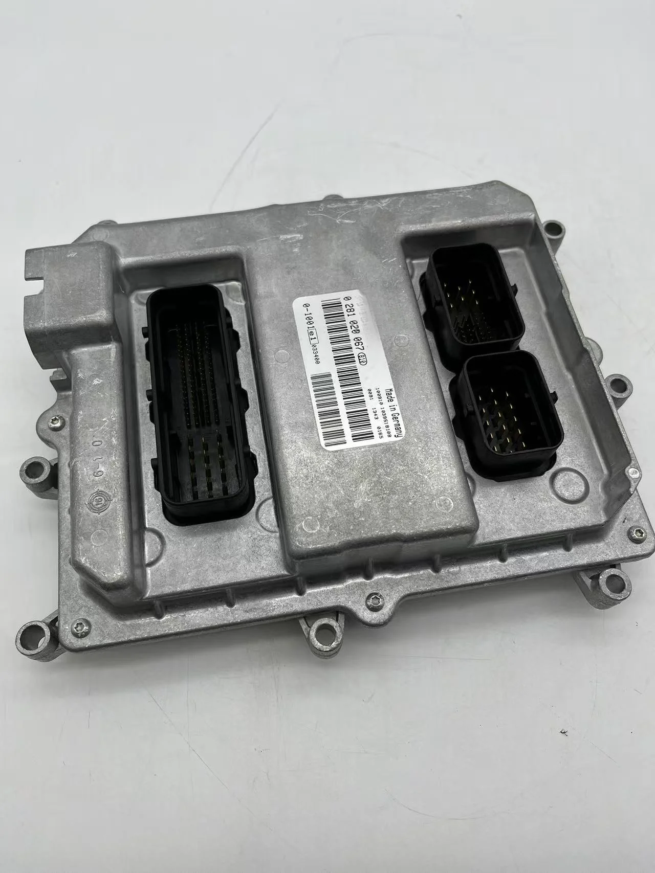 0281020067  For MAN ECU TGA TGS TGL TGX Euro 5, programmable. Any quality problem will be returned within one year.