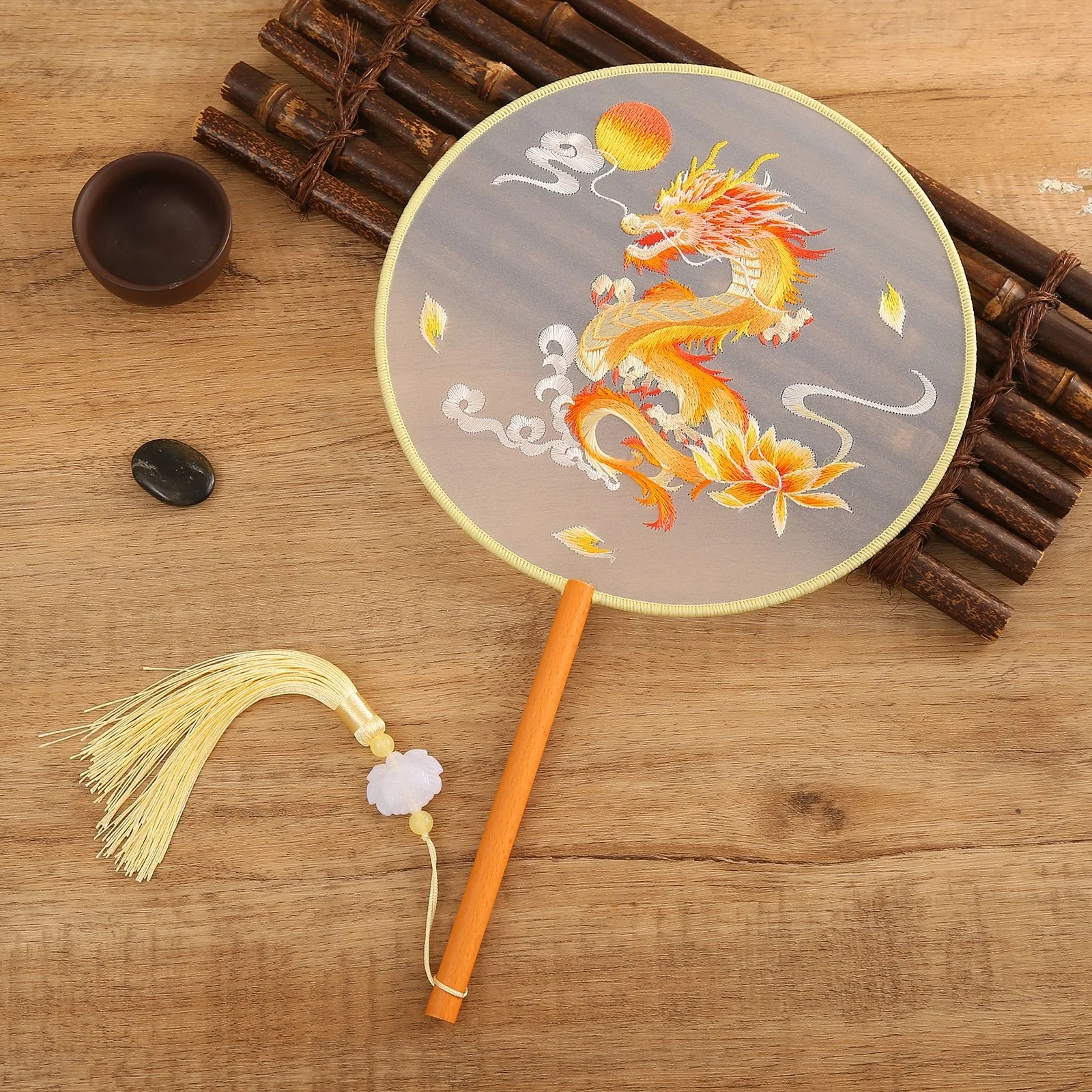 Retro Hand Fan With Tassel Chinese Ancient Style Phoenix Silk Embroidered Round Fan Ornament Dancing Fan Photo Props Home Decor