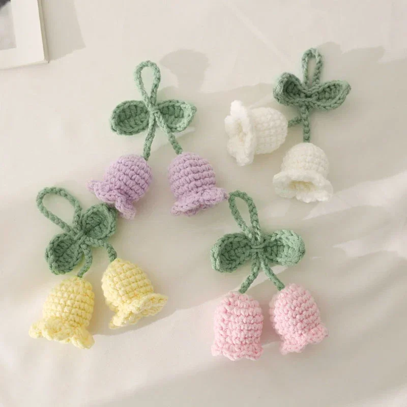 

Crochet Flower Keychain Lily Of The Valley Orchid Pendants Car Hanging Decoration Wedding Gift for Guests Knitted Flower Gift