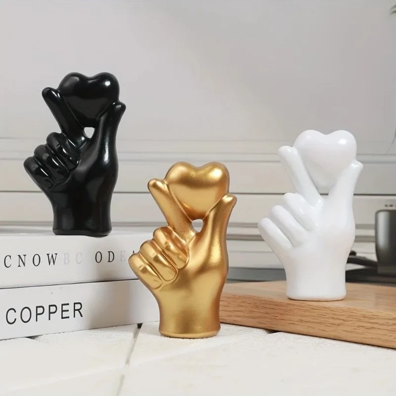 Black Heart Hand Gesture Figurine Love Sign Hand Statue Resin Desktop Ornament Romantic Home Decor Gift
