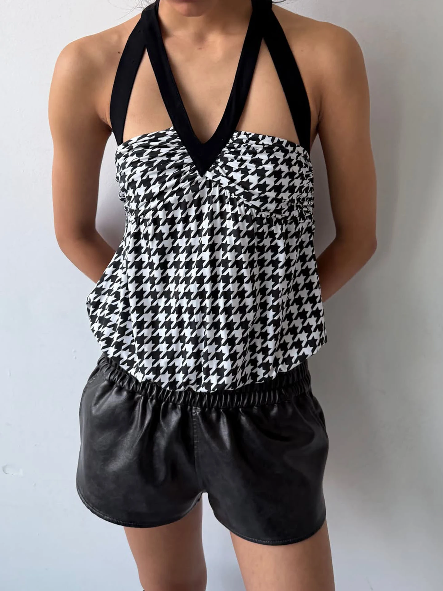 Nh Retro Black and White Houndstooth Halter Neck Tank Top V-Neck Ruched Strapless Woven Backless Top Short Sleeveless Camisole Spicy Girl Style Loose Bubble Hem Tube Top