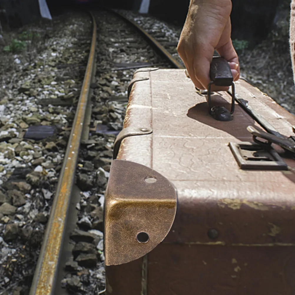 

20Pcs Fan-Shaped Box Corner Protectors Retro Iron Guard Wooden Jewelry Case Safety Guard Vintage Design Furniture Corner