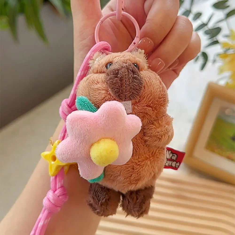 

Hold Flower Simulation Groundhog Stuffed Keyrings Lifelike Fluffy Groundhog Bouquet Pendant Collection Comfortable