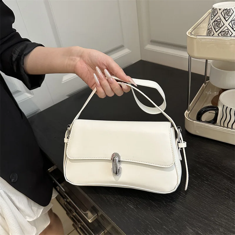 

2025 Summer Vintage Shoulder Bag Stylish Solid Color Lock Crossbody Purse Womens Chic Underarm Bag Retro Minimalist