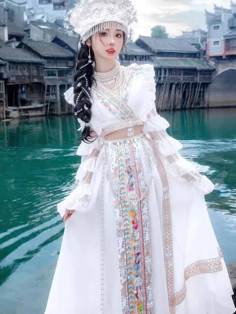 

New Ethnic Minority Style Stitching Miao Girl's Clothing Yunnan Dali Travel Unique Atmosphere Photography Costume Autumn 2024