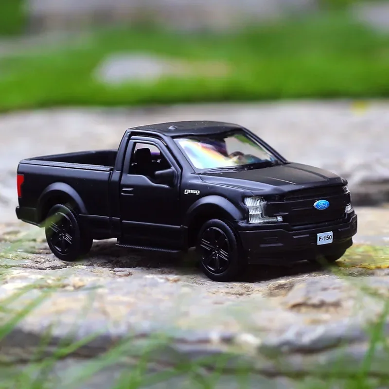 1:36 Ford F-150 Raptor รถกระบะไดรฟ์ดึงกลับรุ่นจําลองโลหะ diecasts ยานพาหนะของเล่นของขวัญ F232