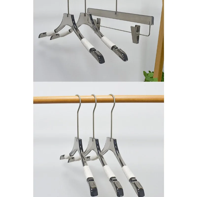 

10pcs Customize Logo Strong Strength Wide Shoulder Hanger Grey Acrylic Non-slip High Quality Household Using Coat Plastic Hanger
