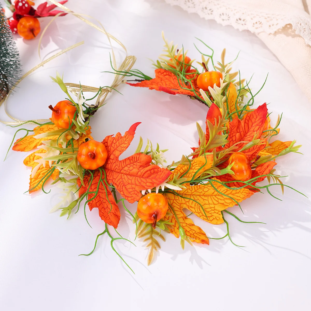 عصابة رأس مصنوعة يدويًا من أوراق اليقطين مع تصميم أوراق القيقب للنساء في عيد الشكر وحفلات عيد الميلاد وإكسسوارات شعر الكرمة #6