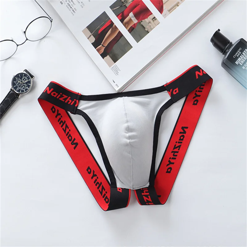 Homens de Cueca: O Que Realmente Importa ao Escolher uma Cueca Jockstrap para Atividade e Conforto Diário