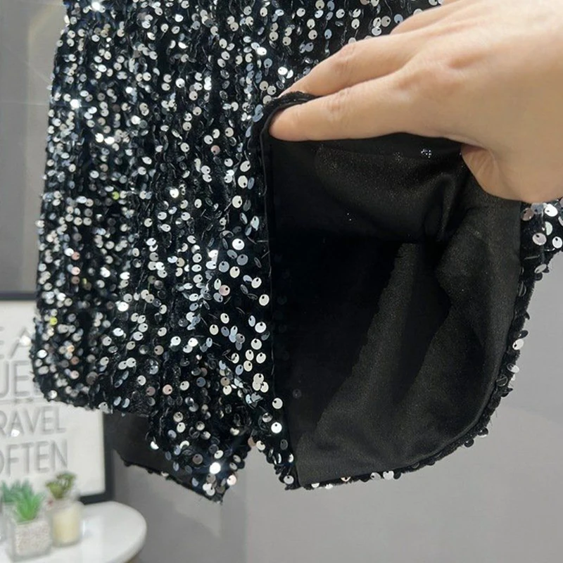 Damen Pailletten-Shorts mit elastischem Bund, glitzernde Hose, schmale Passform, lässige Hose, Nachtclub, Halloween, Festival, Party, Bühnenshow, Y2K-Shorts – Detail 2