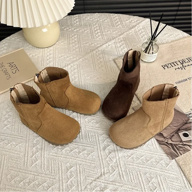 

Детские повседневные короткие сапоги для девочек, осень-зима 2022, новая модная нескользящая универсальная детская обувь в корейском стиле с мягкой подошвой