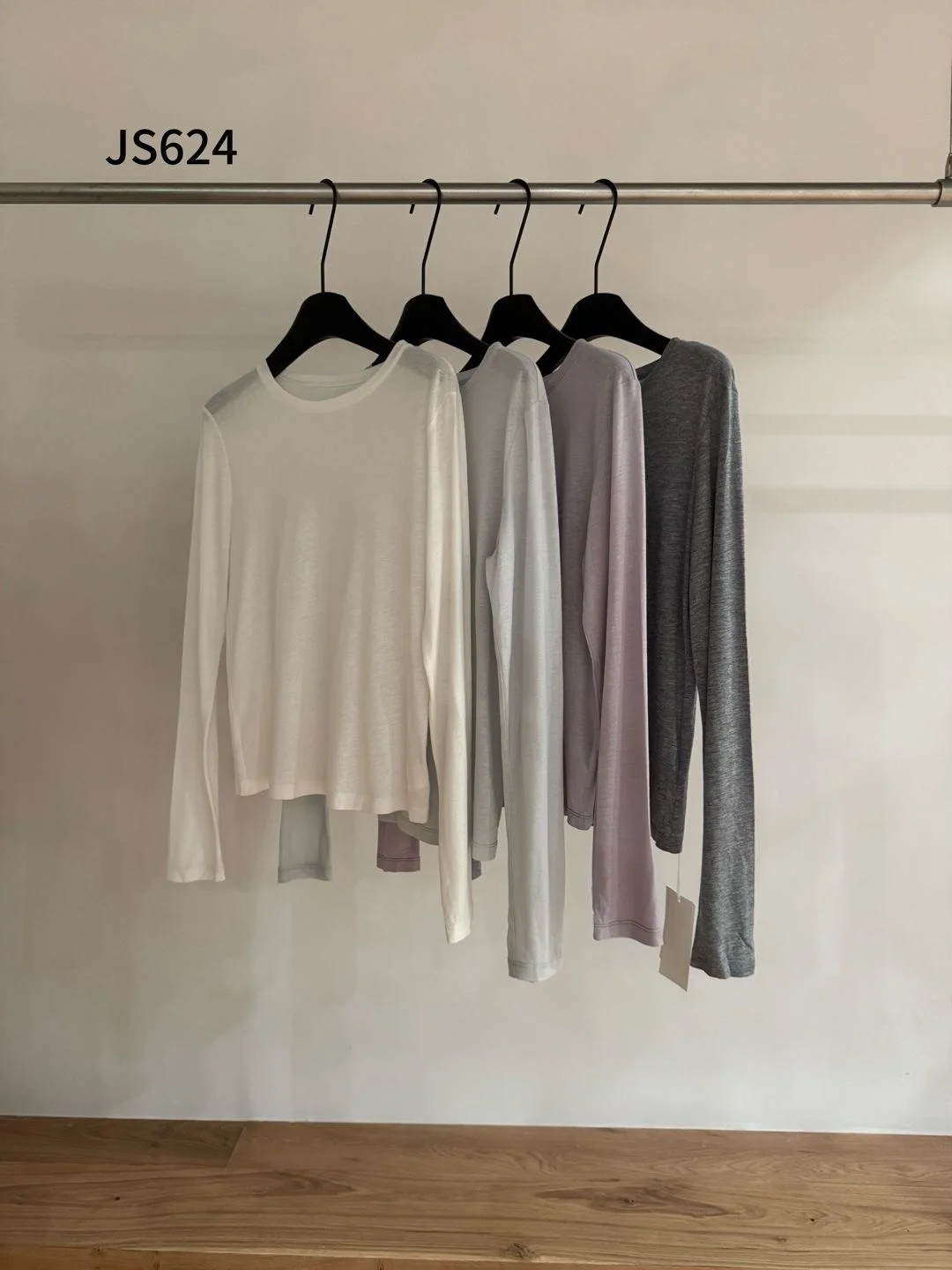 

Lilian Arunch Korean Style Simple Long Sleeve Knitted T-Shirt Casual Overhead Women's JS624 Color round Neck Pullover