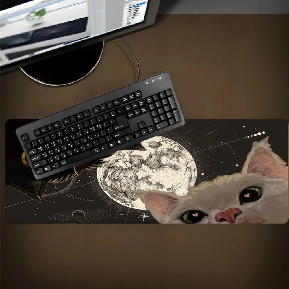 It presents a cute design of a cat desk accessories desk organizers and trays alfombrillas para escritorio alfombrillas gaming
