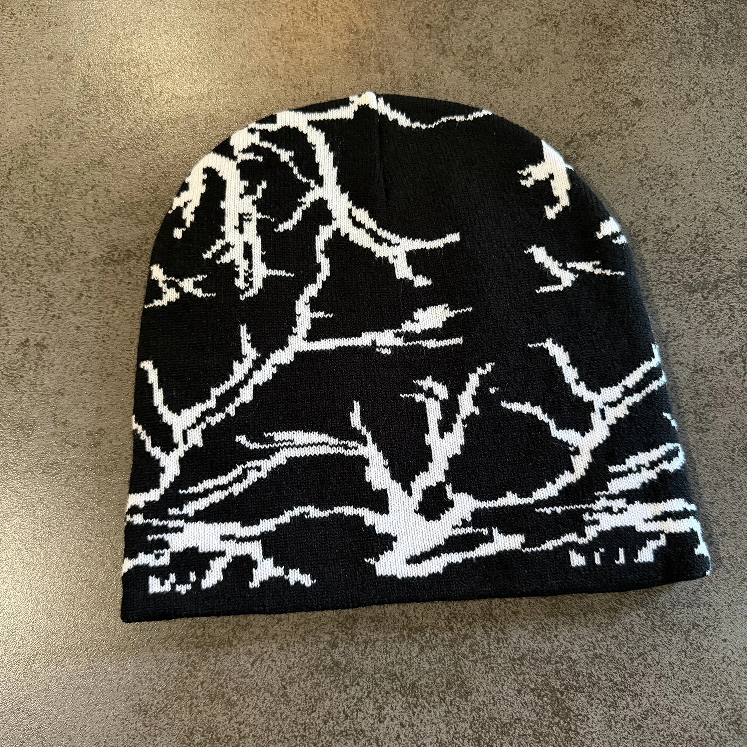 Tree Branch Pattern Knit Beanie Hat Men Women Gothic Black White Skull Cap Outdoor Winter Warm Stretch Knitted Caps Streetwears