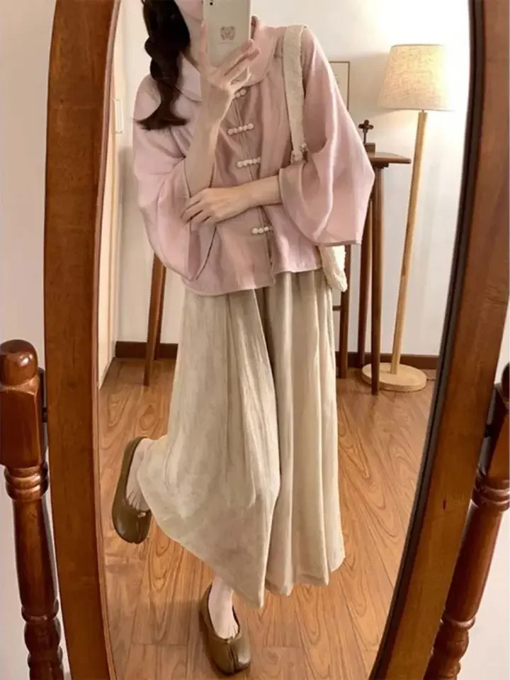 Doll Collar Shirt for Women in Spring and Autumn 2024 New Dopamine Retro Small Shirt New Chinese Style Button Up Top