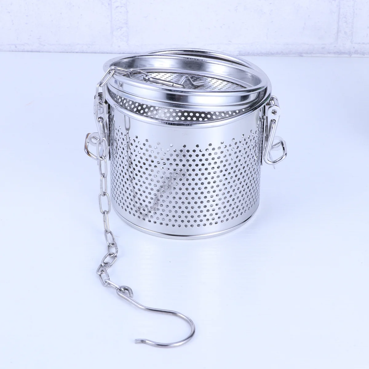 

Stainless Steel Spice Infuser Large Size Tiny Holes Soup Straining Basket Seasoning Ball For Tea Coffee Herb Filter