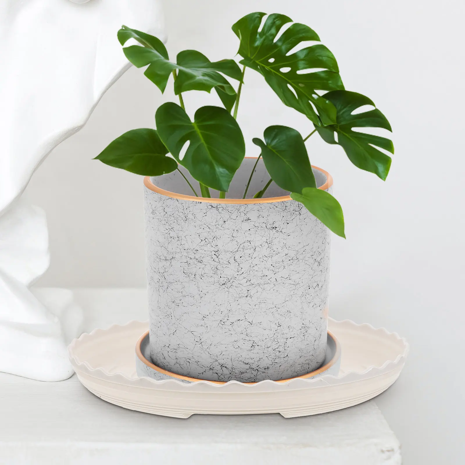 20Pcs Heavy Duty Plastic Plant Saucer Round Flowerpot Tray Prevents Water Leakage Soil Spill Easy Clean Long Service Life